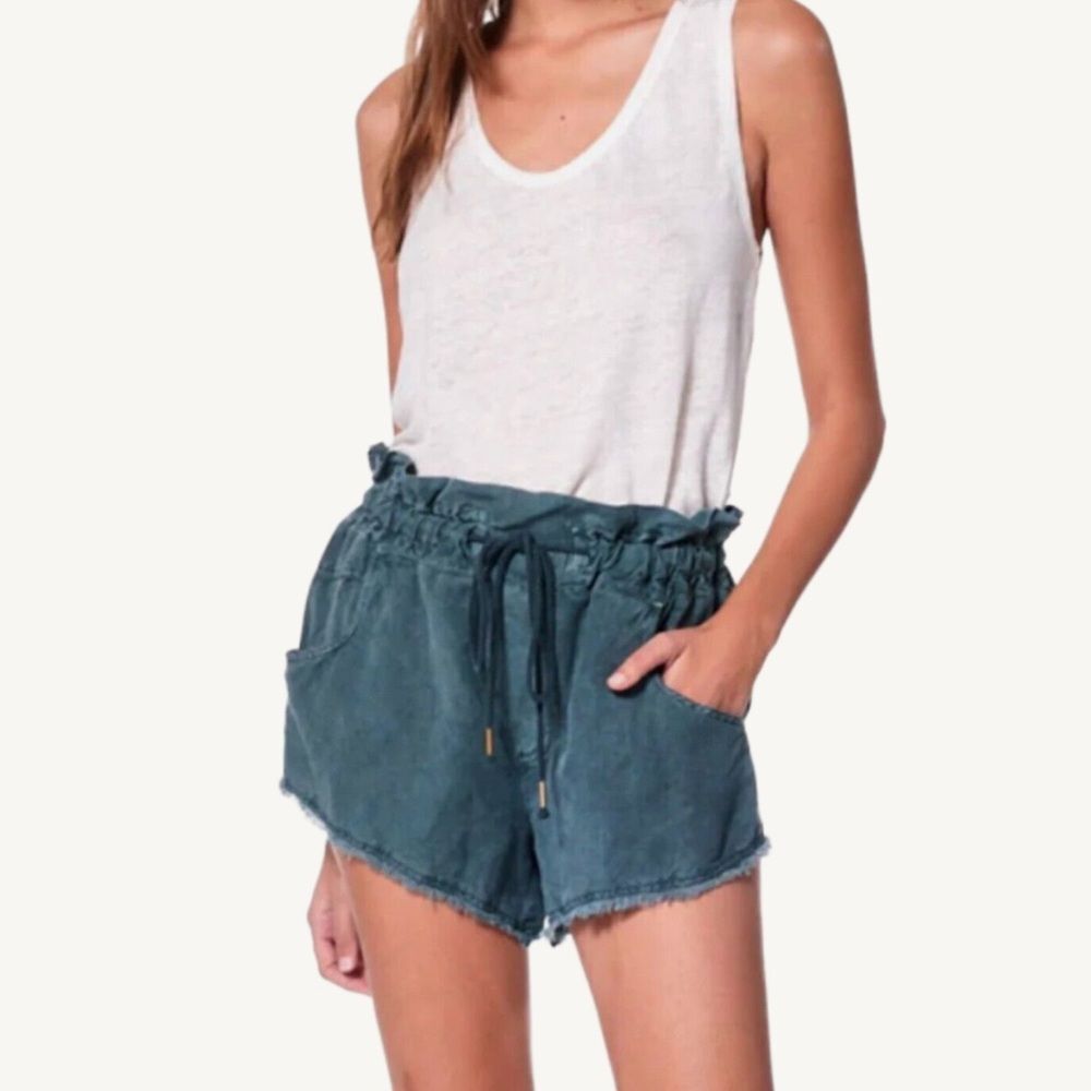 SOLD | YFB linen blend “izzy” raw edge emerald green shorts